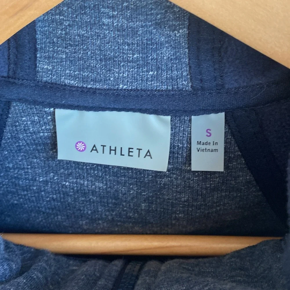 ATHLETA CYA STRENGTH HOODIE Size Small - Picture 3 of 7